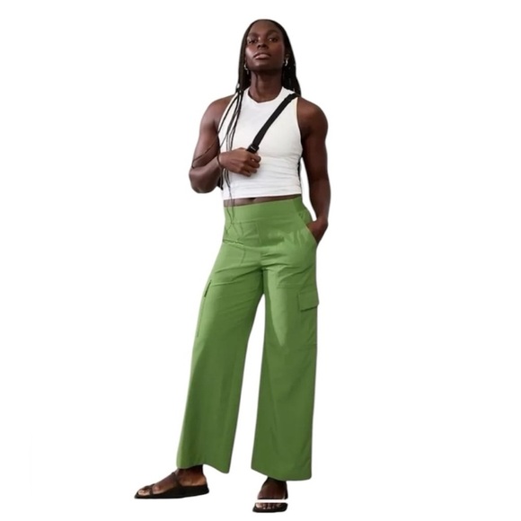 Athleta Pants - Athleta Women's Brooklyn Heights Green Cargo Pants Size 20